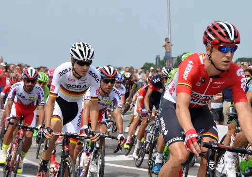 Quebrando recordes e barreiras: uma olhada na ascensão imparável de Chris Froome ao estrelato do ciclismo